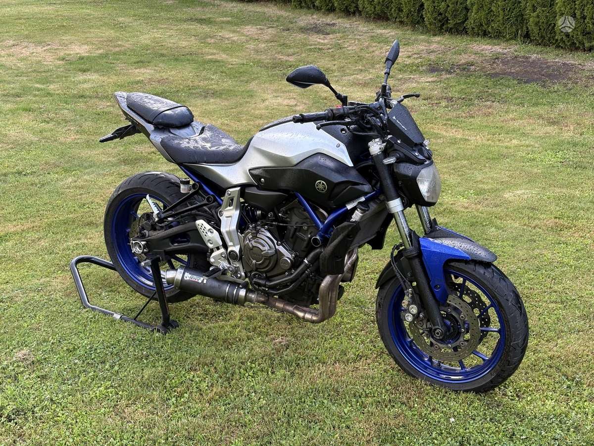 Yamaha MT 07 700cc, street / classic