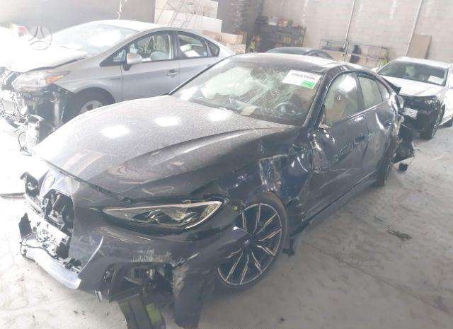 BMW i4, Седан