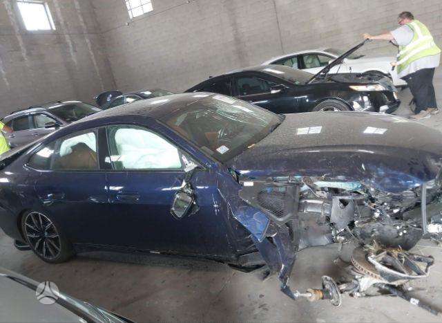 BMW i4, sedanas