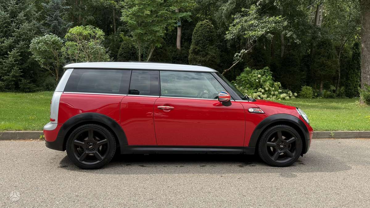 Mini Cooper, 1.6 l., hatchback