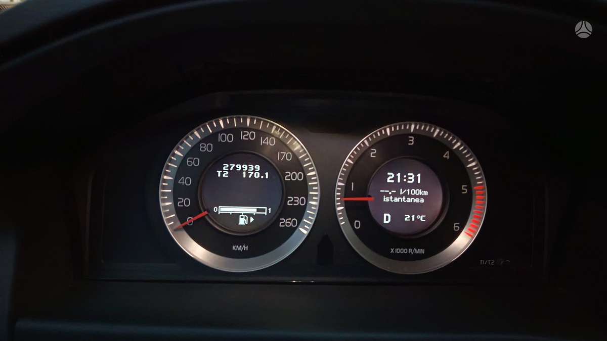 Volvo XC70, 2.4 l., wagon