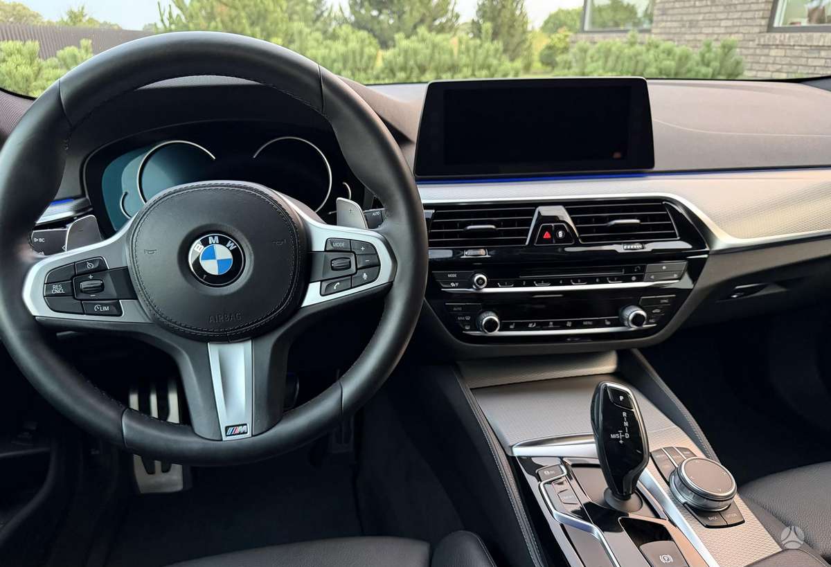 BMW 520, 2.0 l., wagon