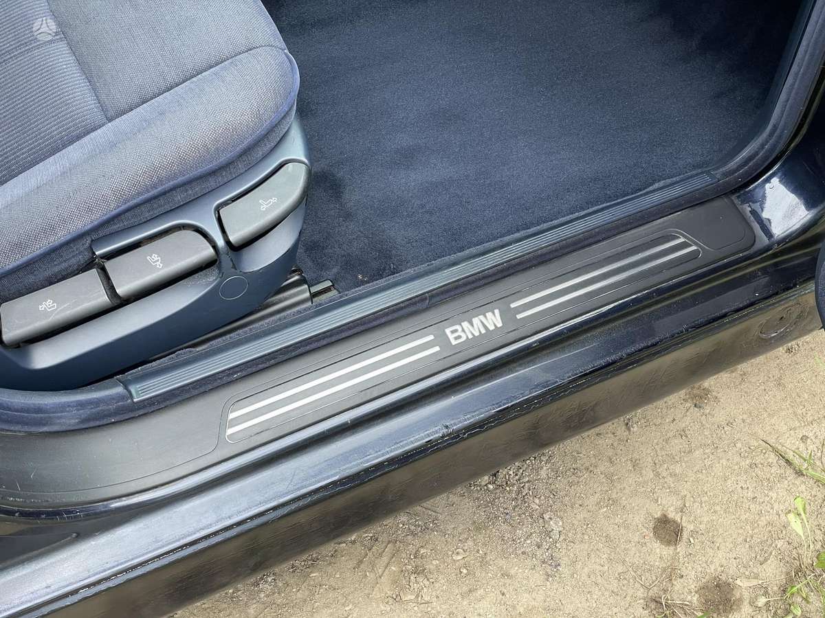 BMW 725, 2.5 l., Седан