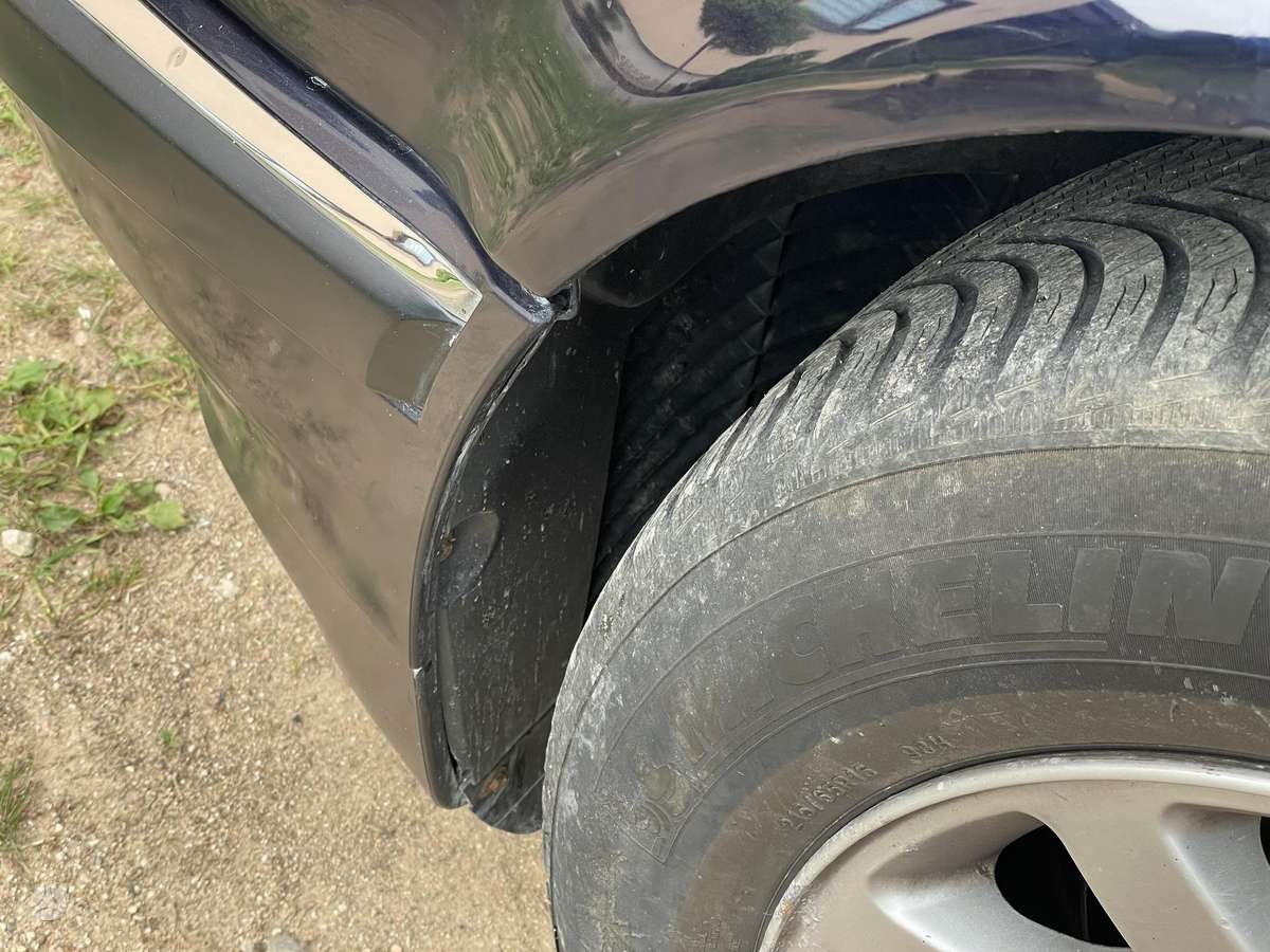 BMW 725, 2.5 l., Седан