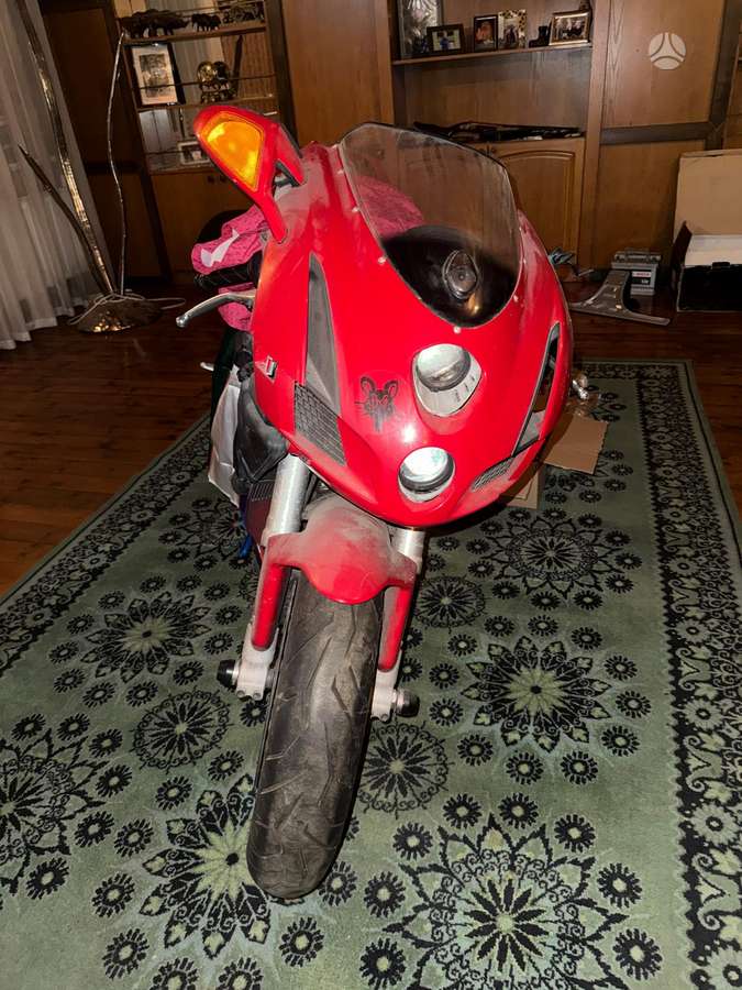 Ducati 749, superbikes