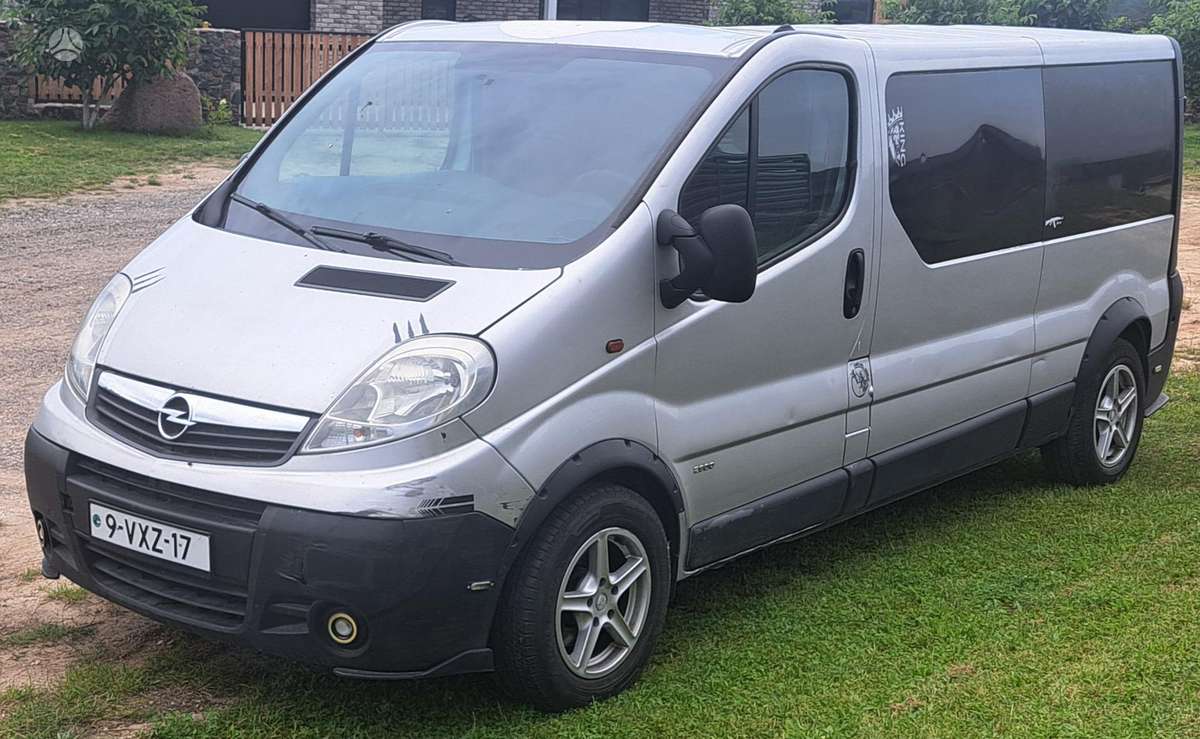Opel Vivaro, 2.0 l., Универсал