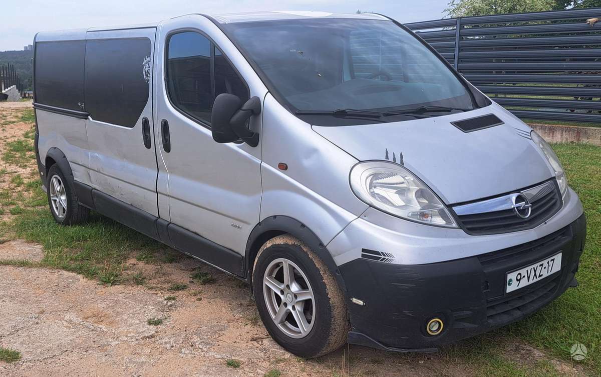 Opel Vivaro, 2.0 l., Универсал