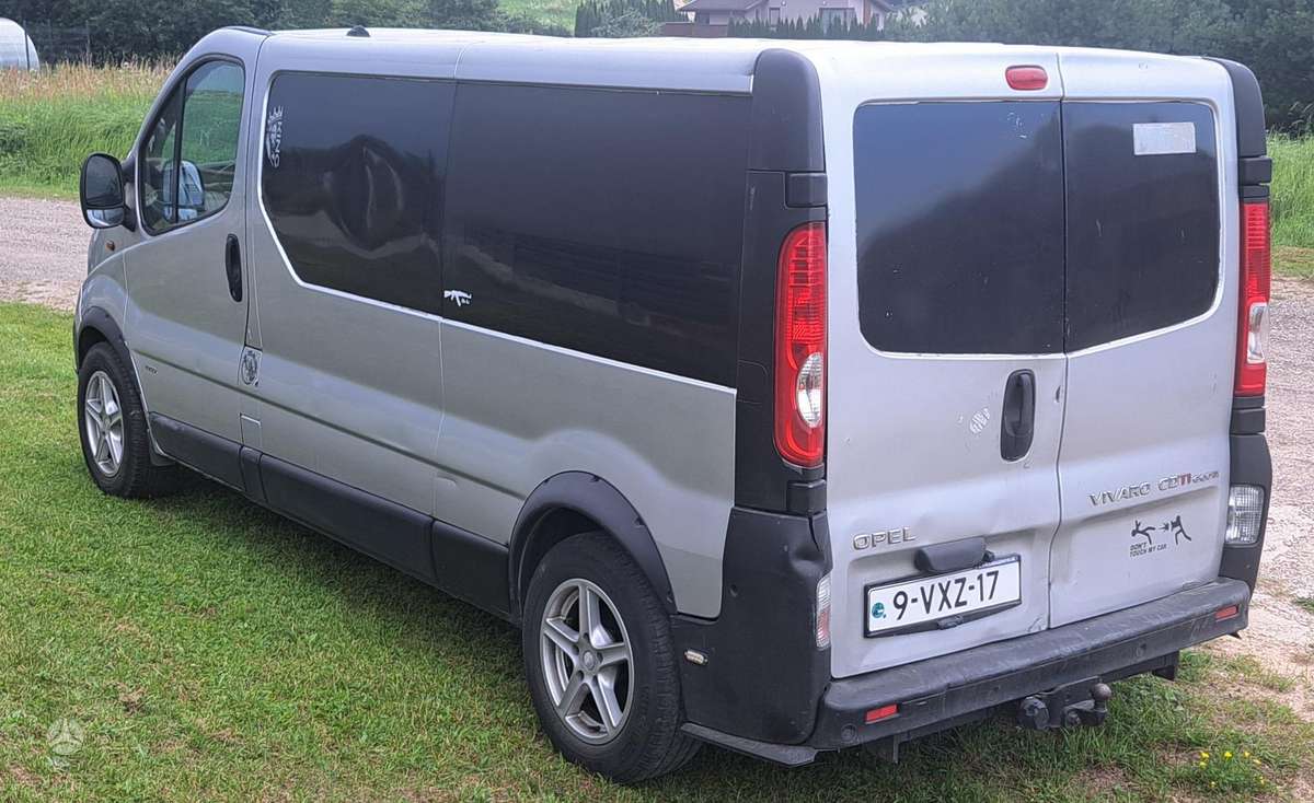 Opel Vivaro, 2.0 l., Универсал