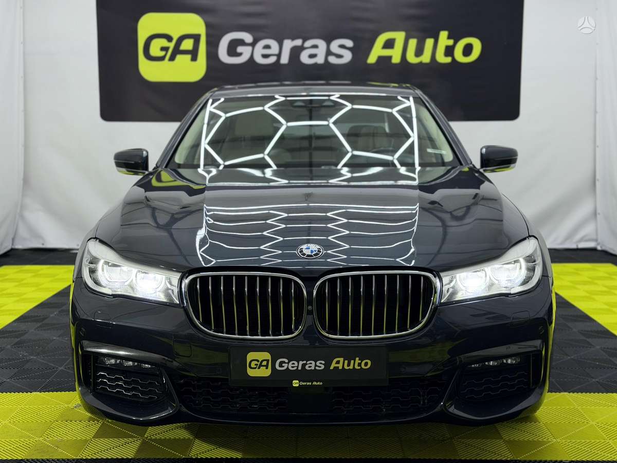 BMW 740, 3.0 l., Седан