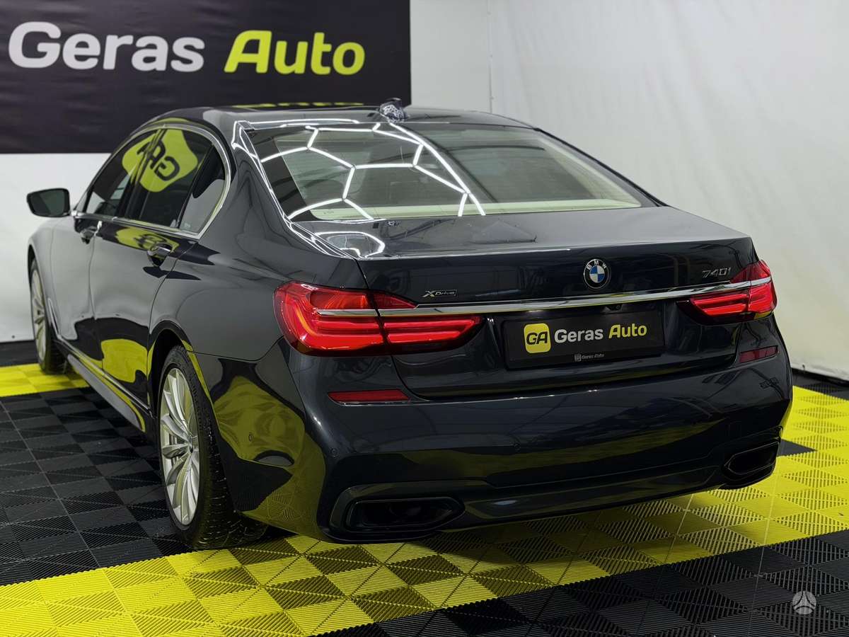 BMW 740, 3.0 l., Седан