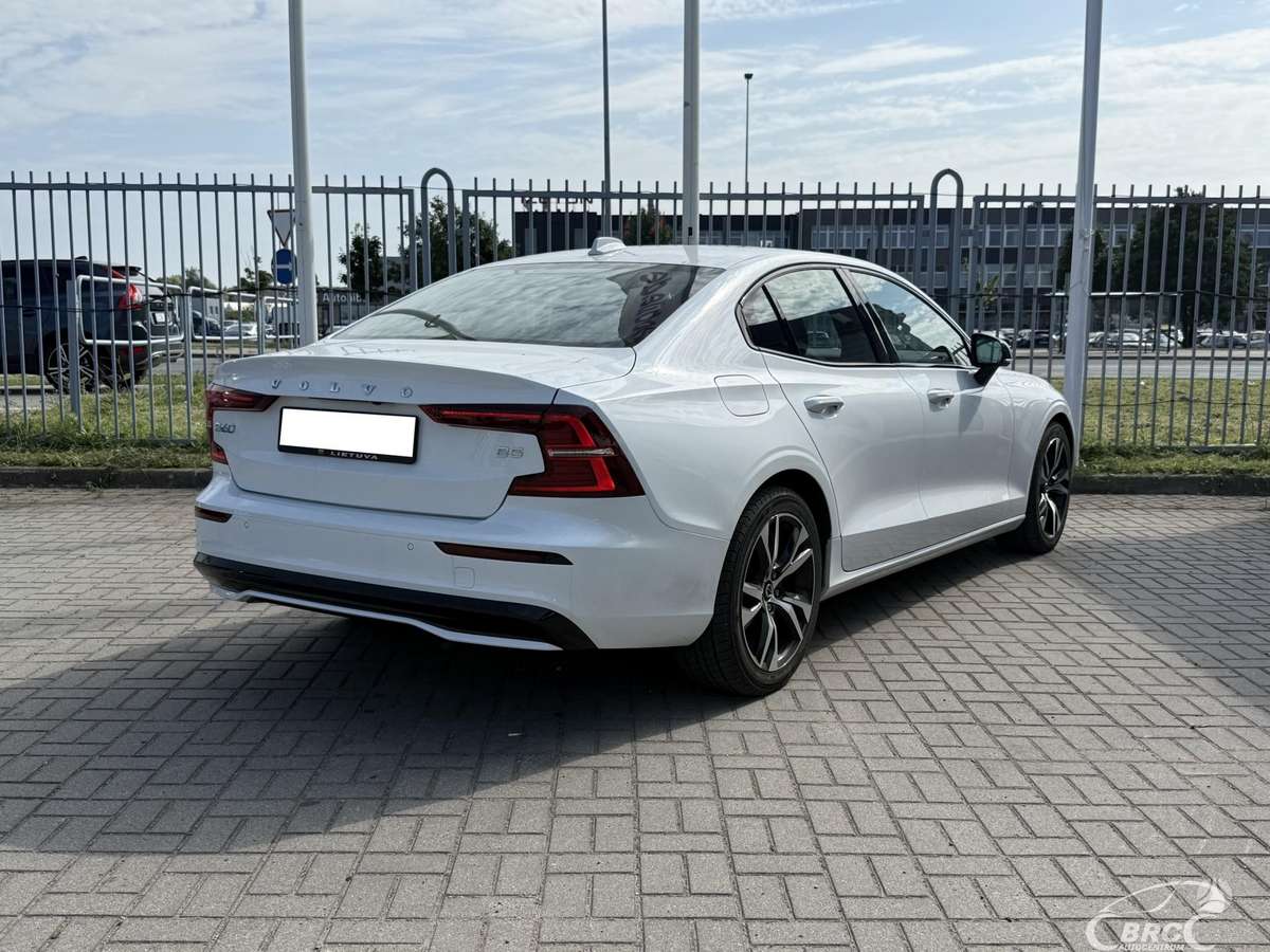 Volvo S60, 2.0 l., Седан