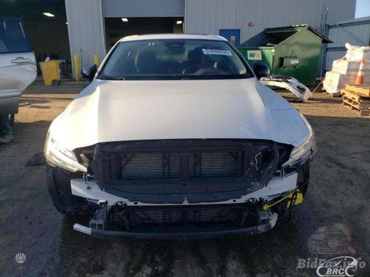 Volvo S60, 2.0 l., Седан