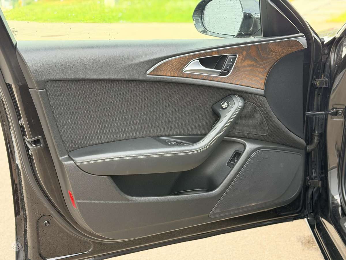 Audi A6, 3.0 l., wagon