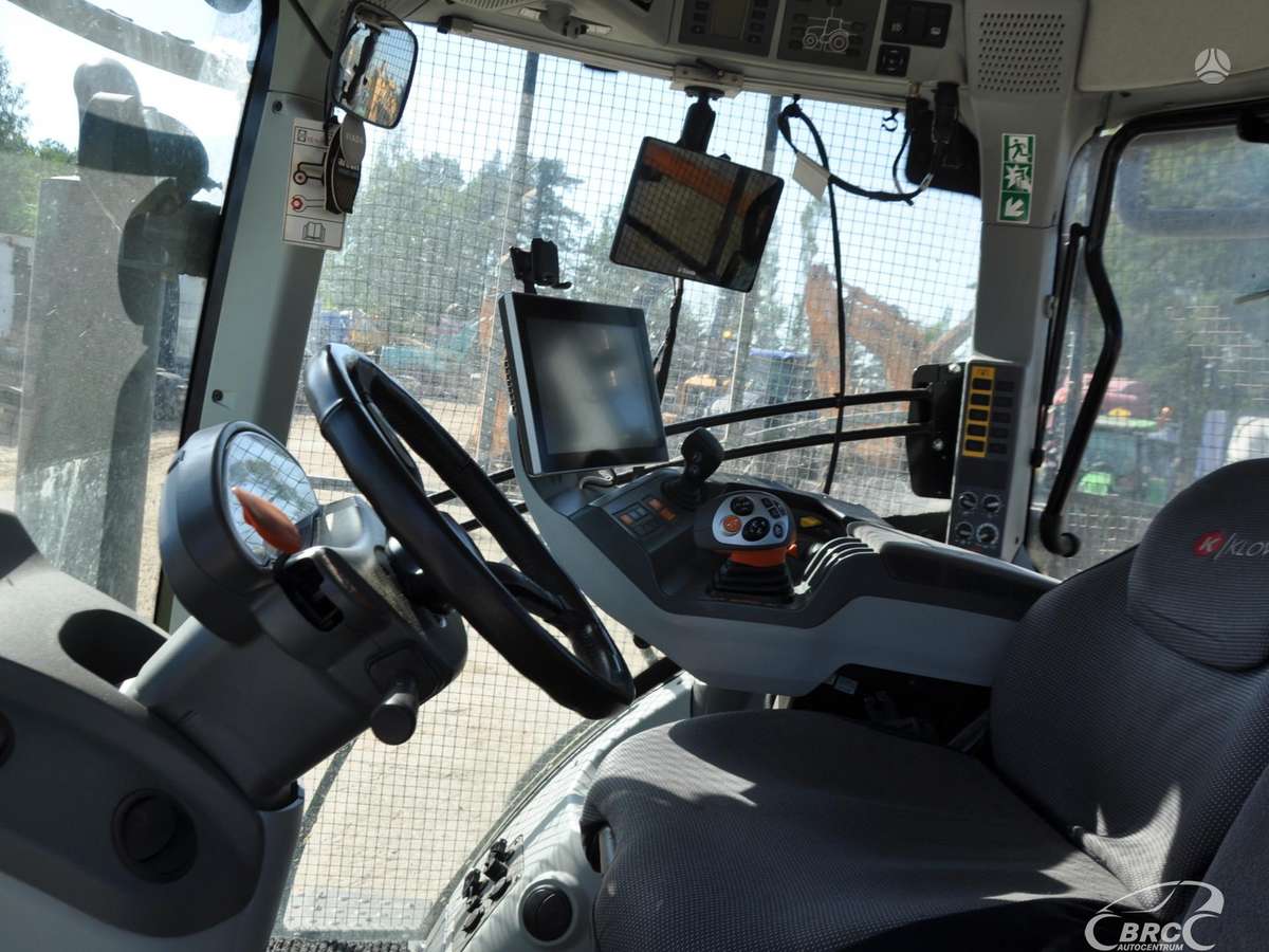 Claas Axion 870, tractors