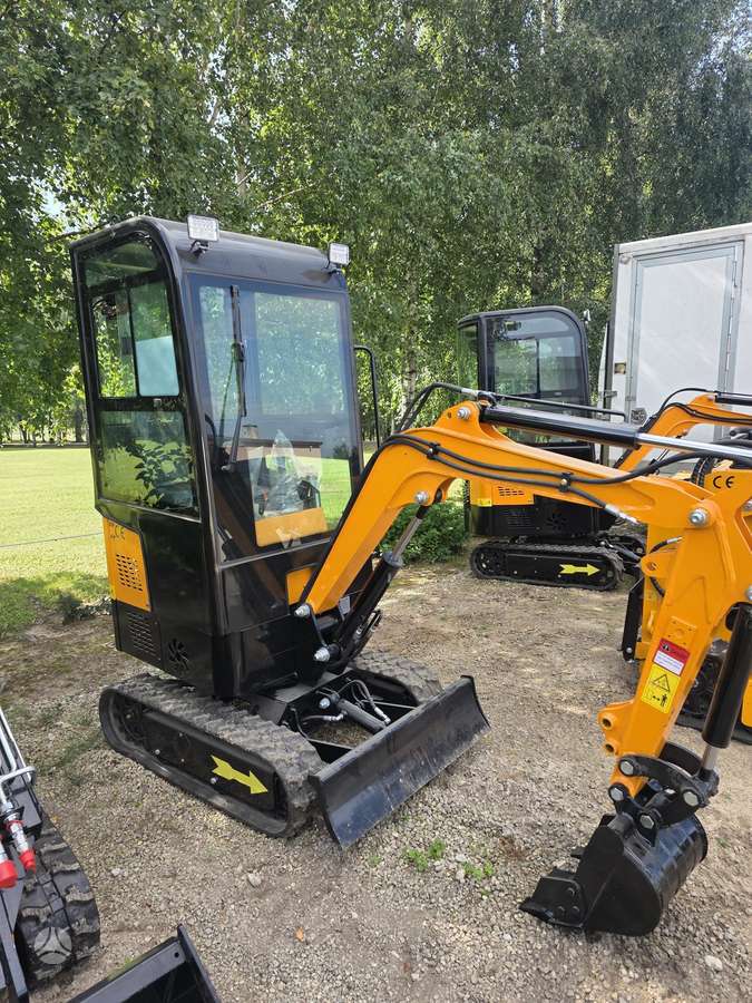 König PC1LC, mini ekskavatori
