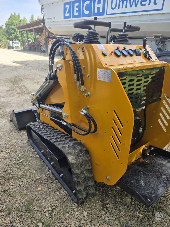 König PC1LC, mini ekskavatori