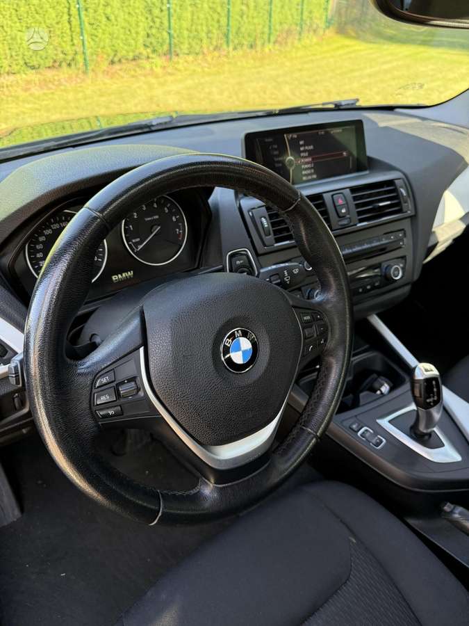 BMW 116, 1.6 l., hatchback