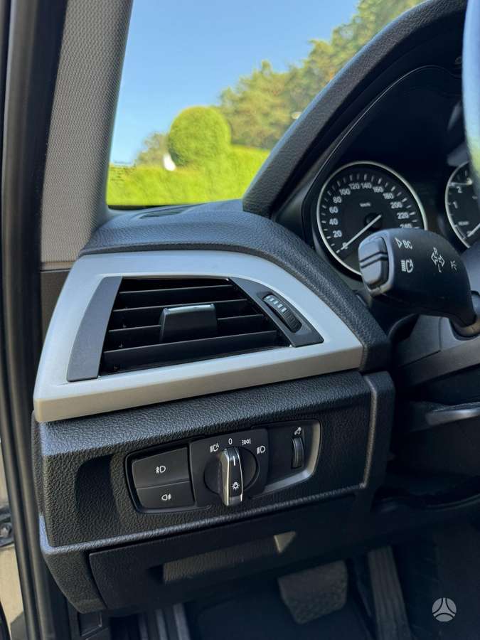 BMW 116, 1.6 l., hatchback