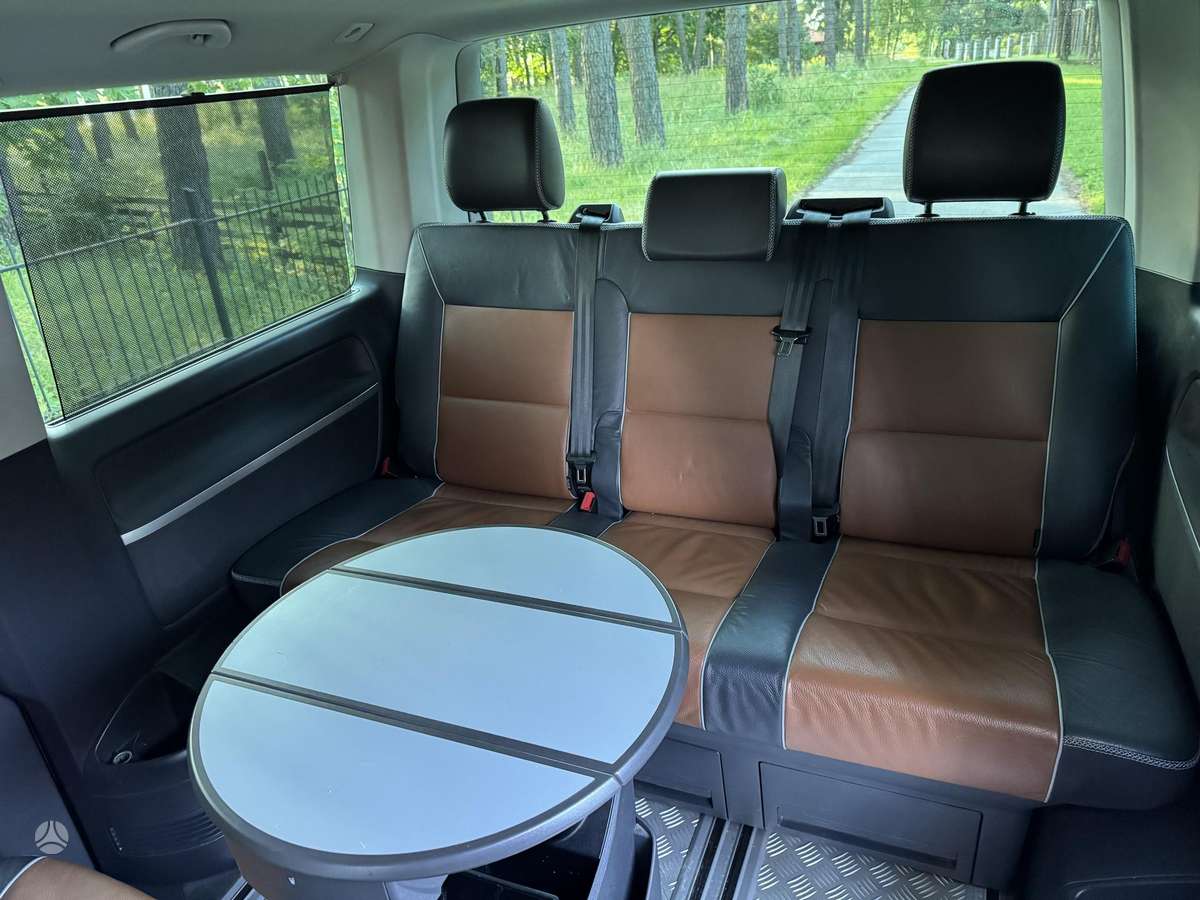Volkswagen Multivan, 2.0 l., Минивэн