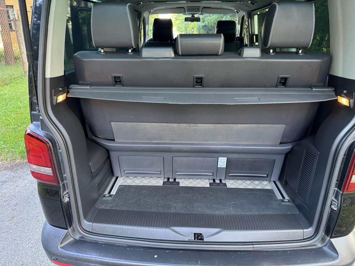 Volkswagen Multivan, 2.0 l., Минивэн