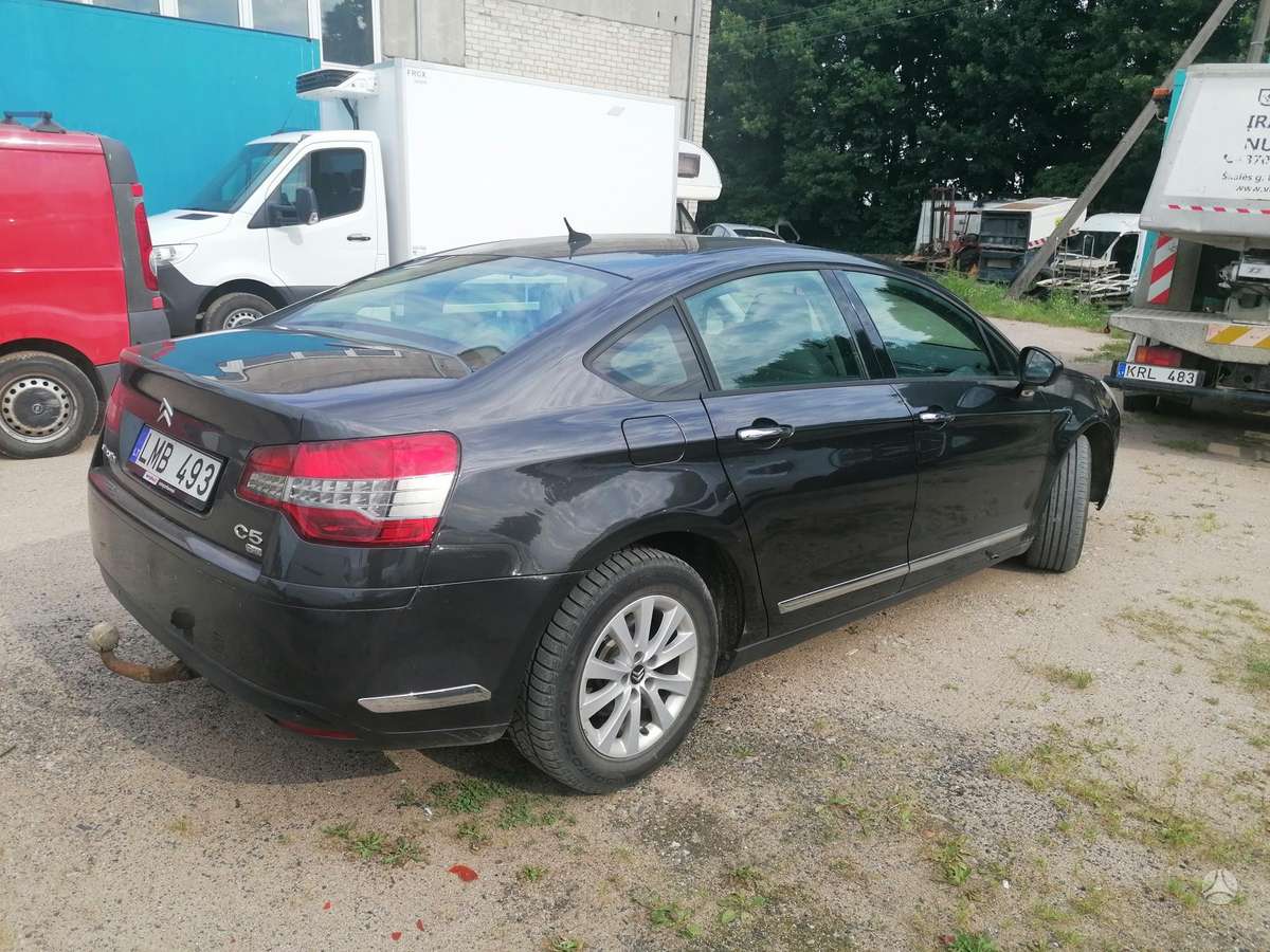 Citroen C5, 1.6 l., hatchback