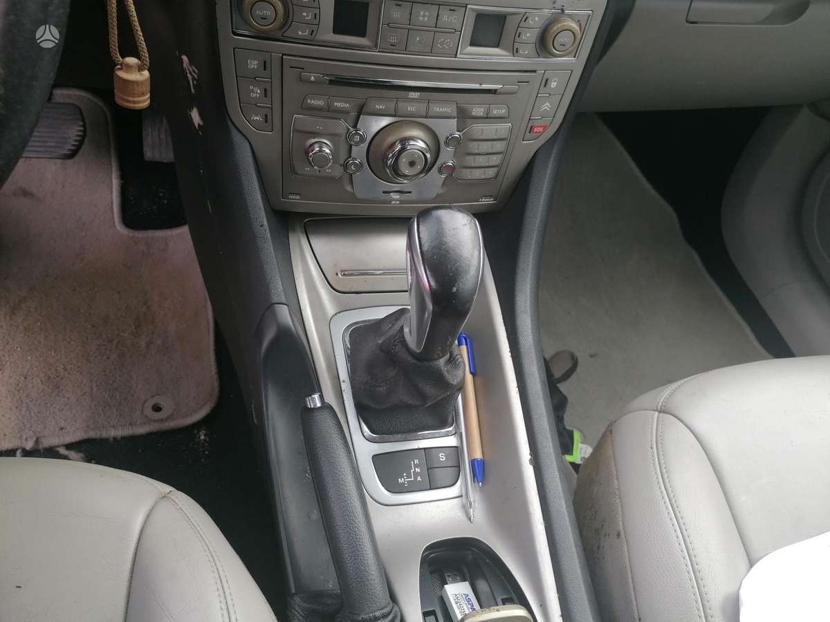 Citroen C5, 1.6 l., hatchback