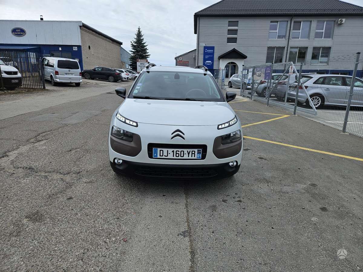 Citroen C4 Cactus, 1.2 l., hatchback