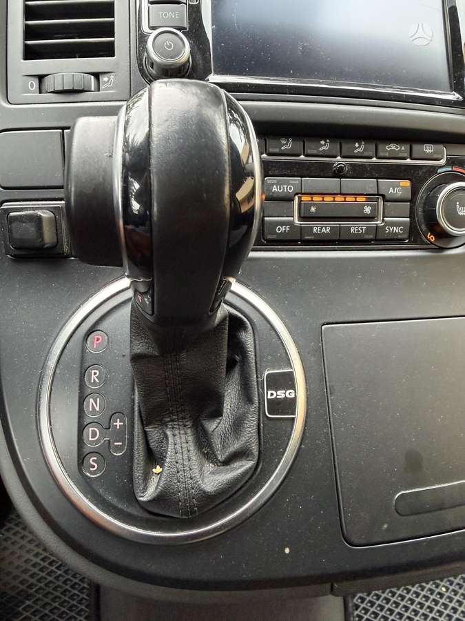 Volkswagen Multivan, 2.0 l., mpv / minivan