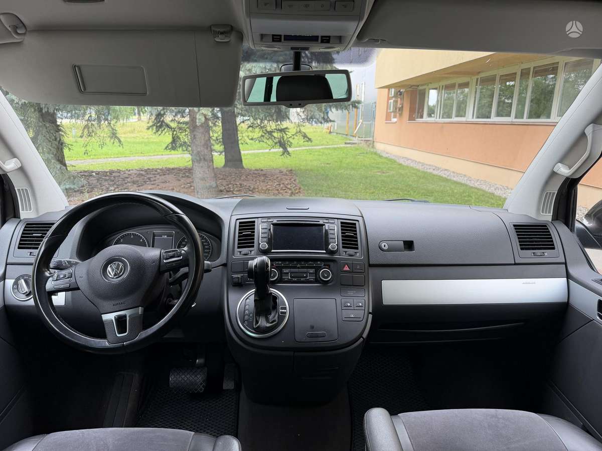 Volkswagen Multivan, 2.0 l., Минивэн