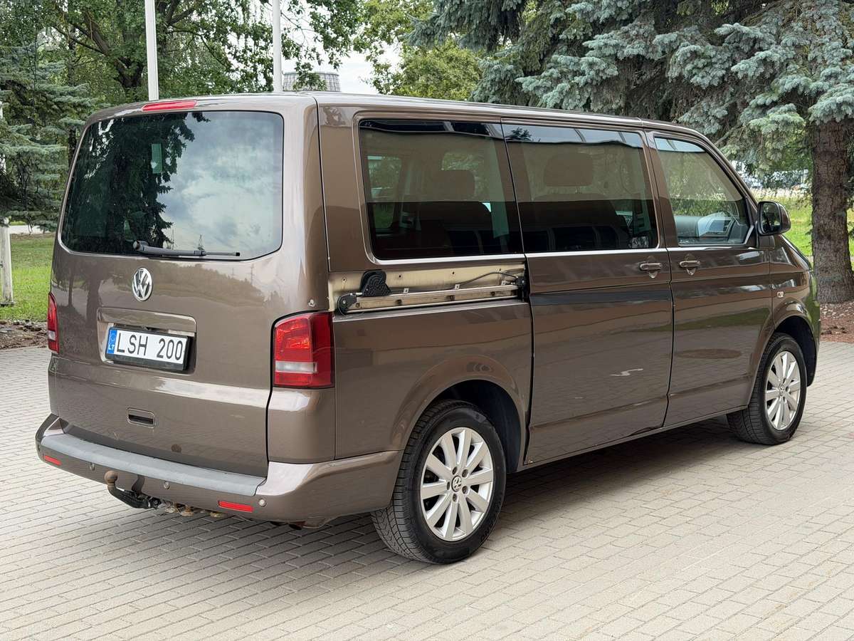 Volkswagen Multivan, 2.0 l., Минивэн