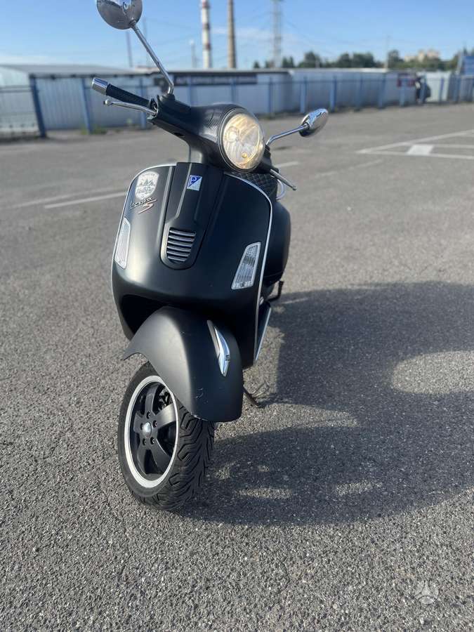 Piaggio Vespa 278cc, мотороллеры / мопеды