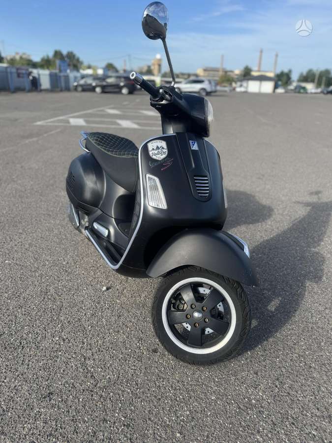 Piaggio Vespa 278cc, scooters / mopeds