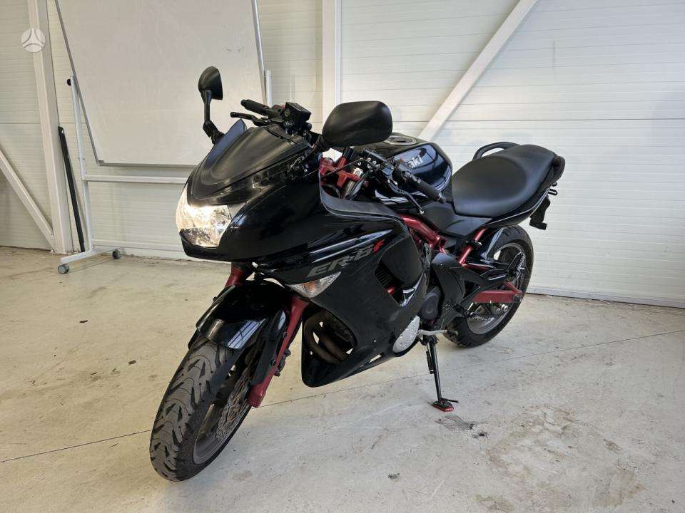 Kawasaki ER 649cc, street / classic