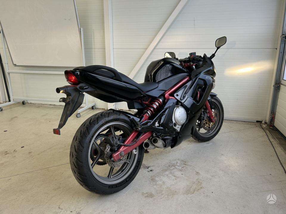 Kawasaki ER 649cc, street / classic