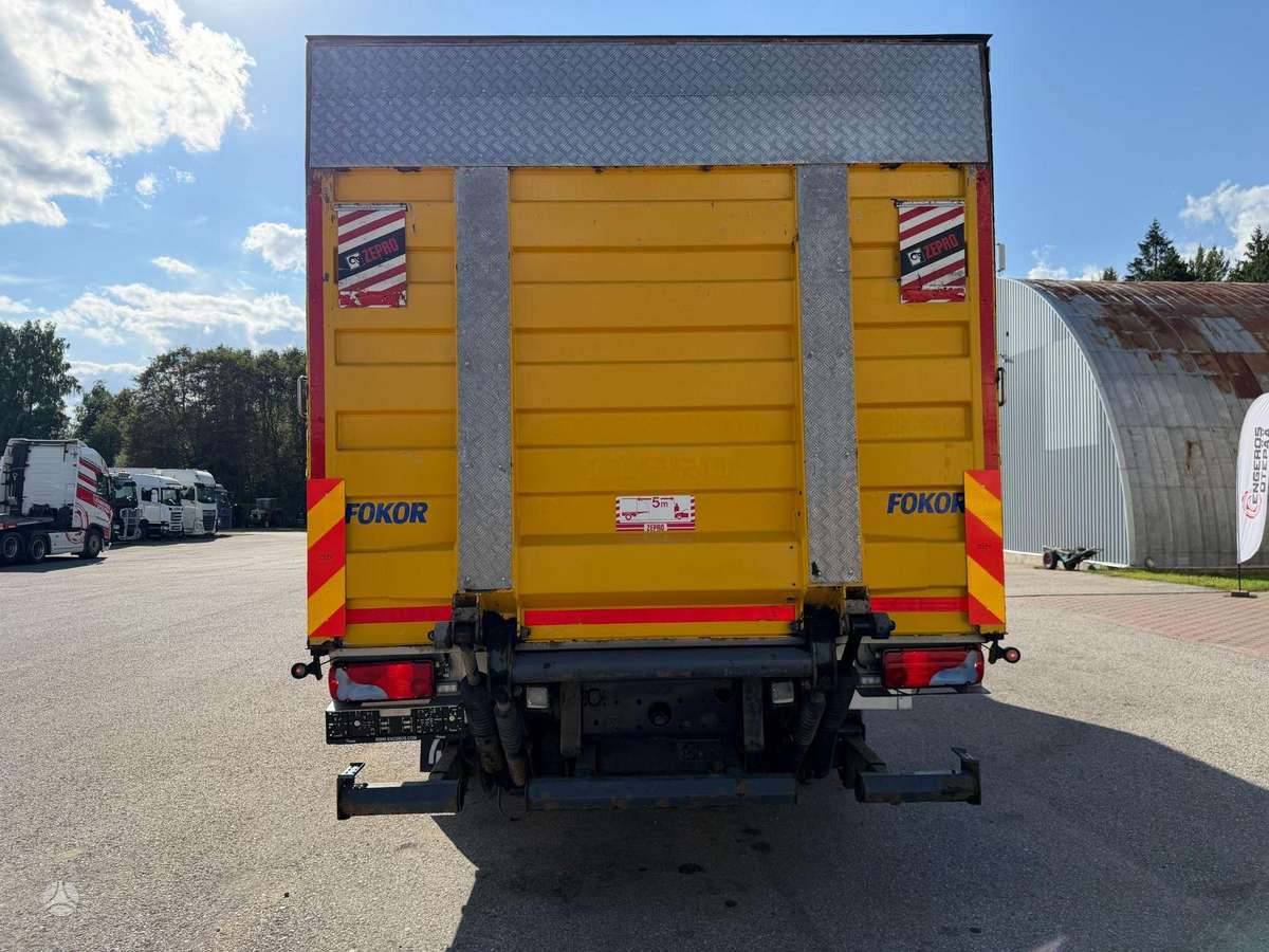 MAN TGS 26.320, box trucks / box vans