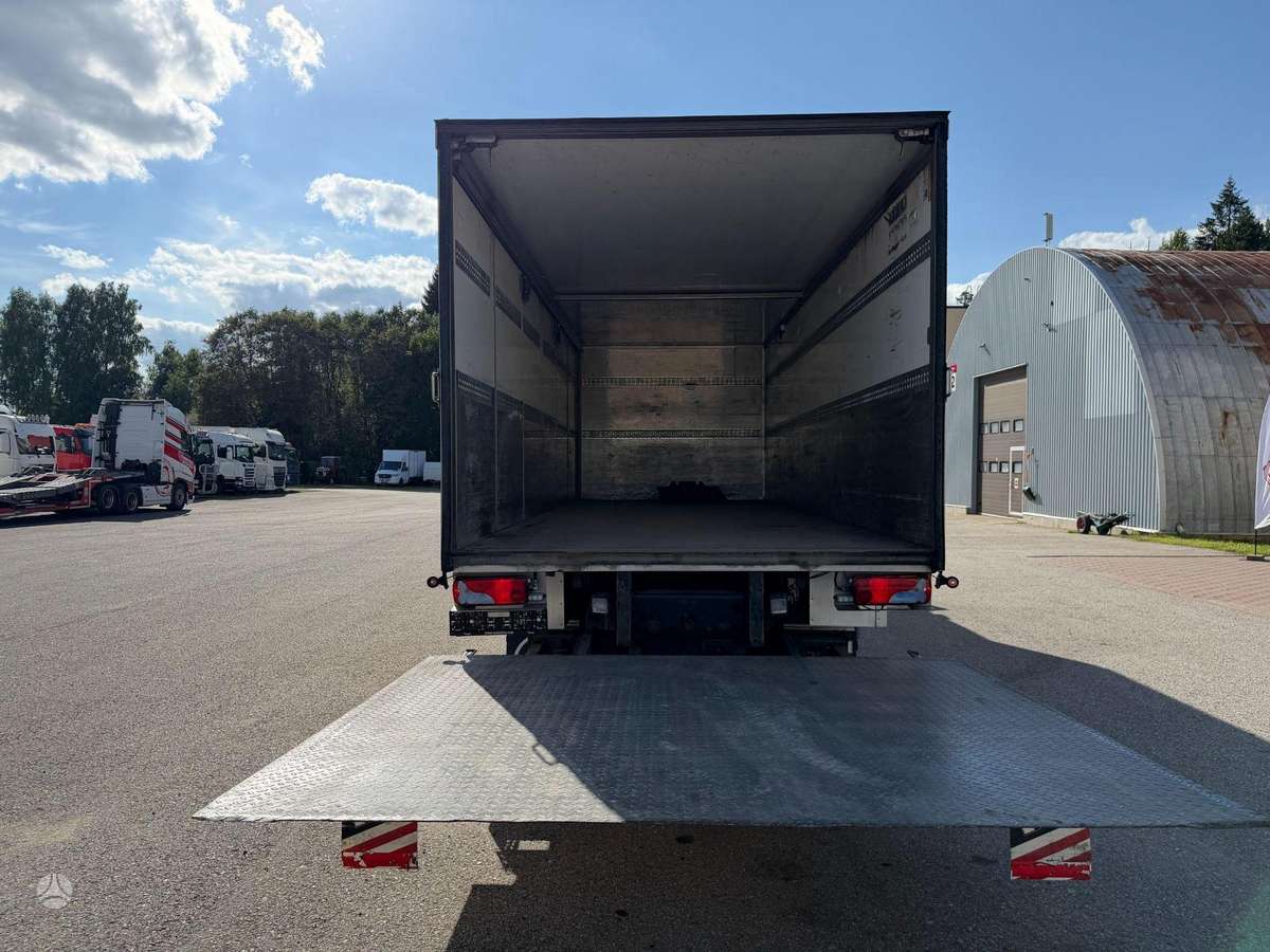 MAN TGS 26.320, kietašoniai