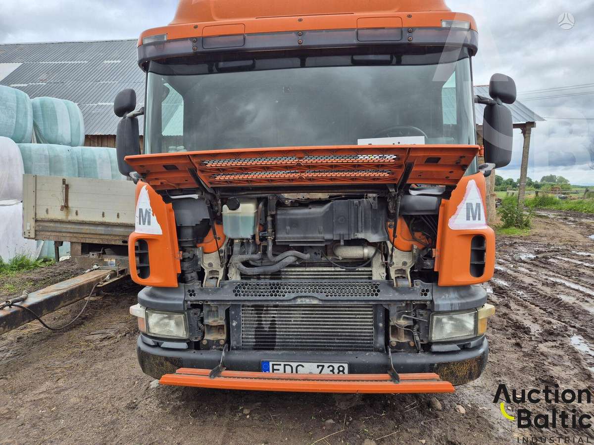 Scania P94D 260, box trucks / box vans