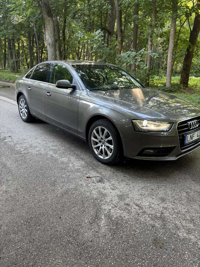 Audi A4, 3.0 l., Седан