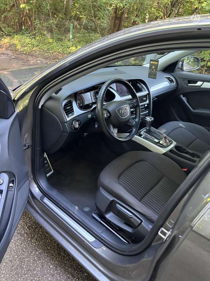 Audi A4, 3.0 l., Седан