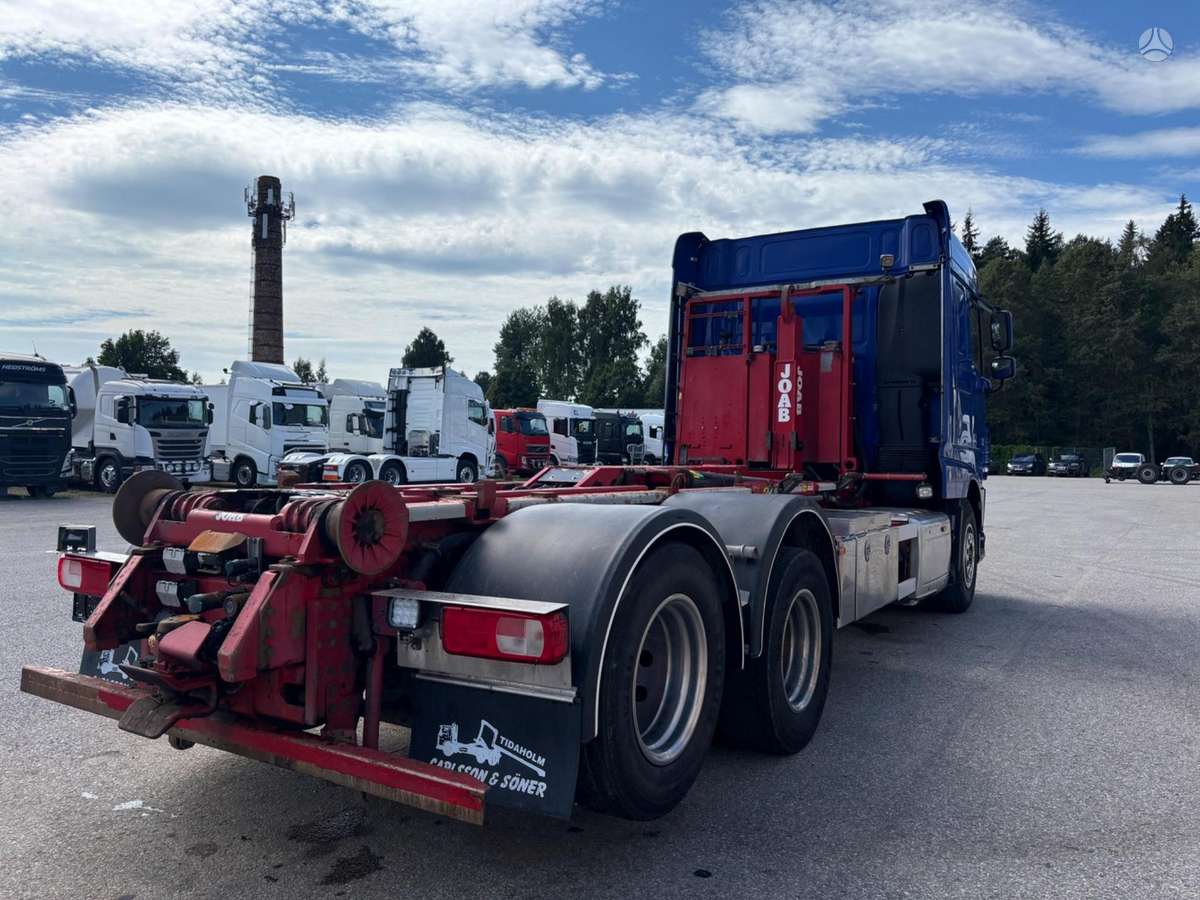 DAF XF460, hooklift trucks