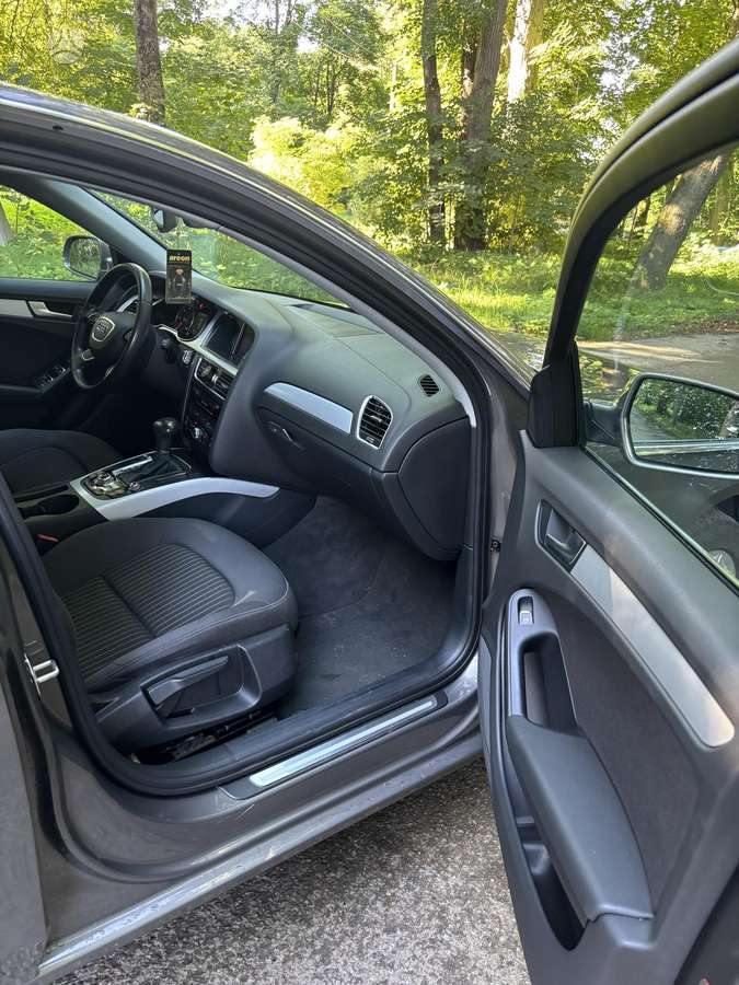 Audi A4, 3.0 l., Седан