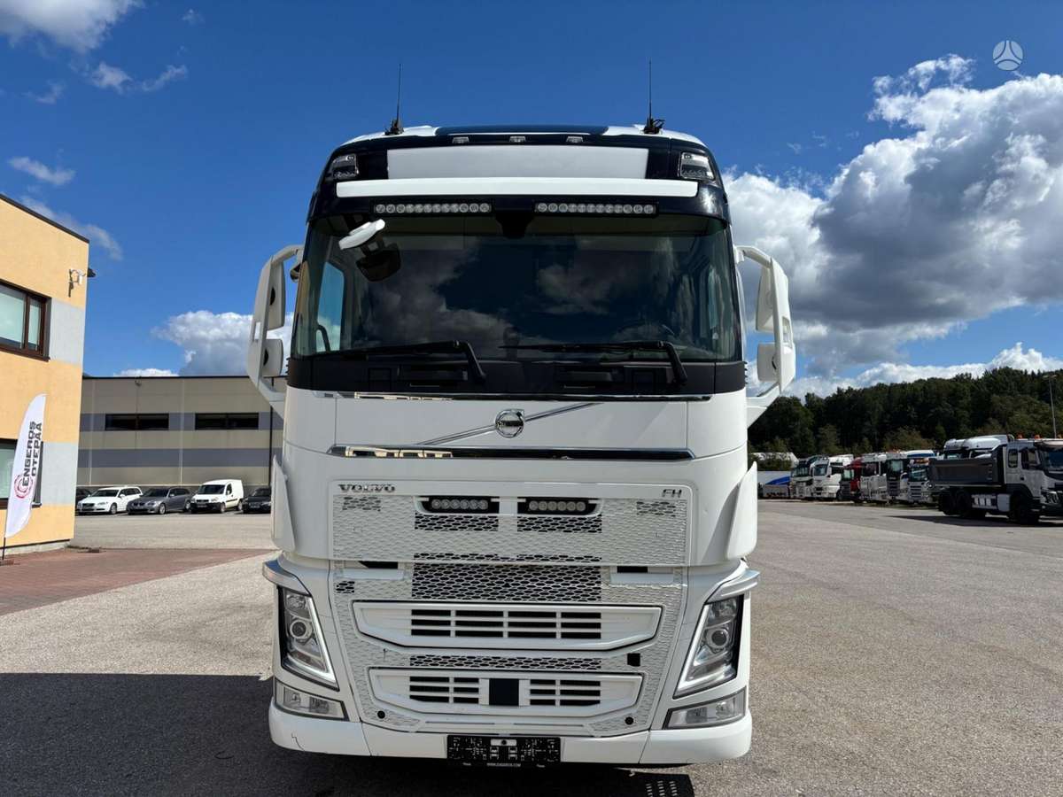 Volvo FH500, single sleeper