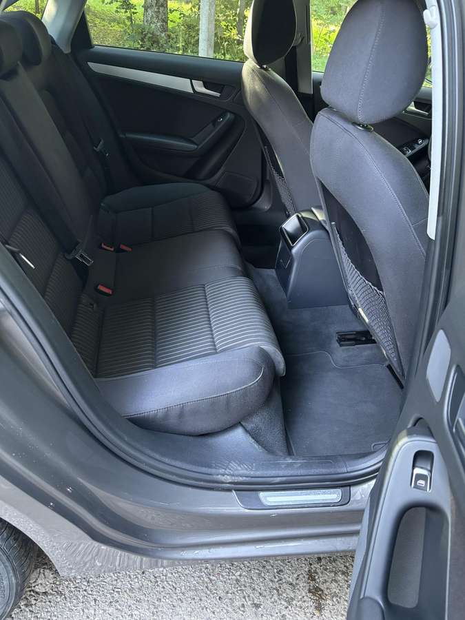 Audi A4, 3.0 l., Седан