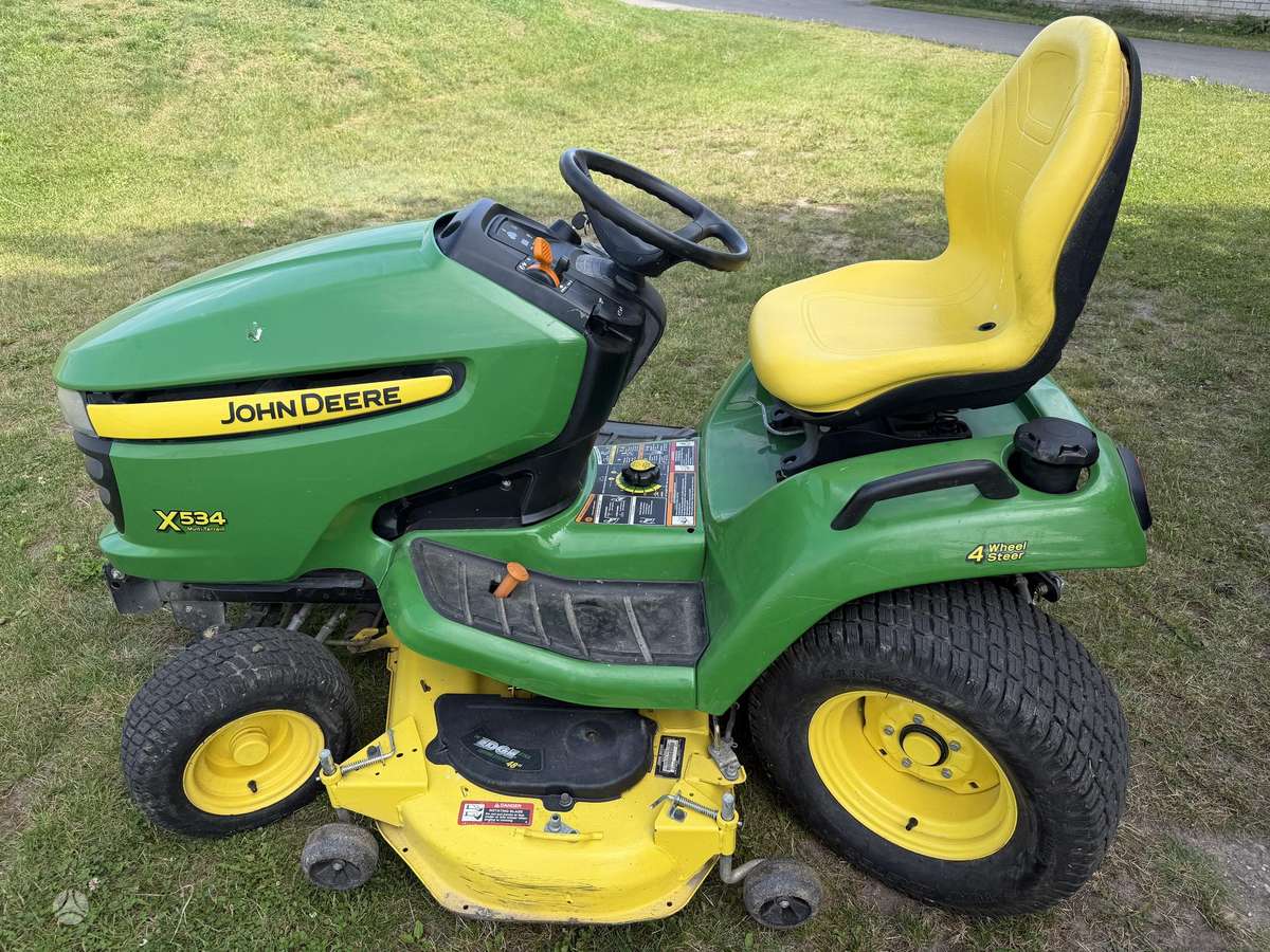John Deere X534, garden tractors