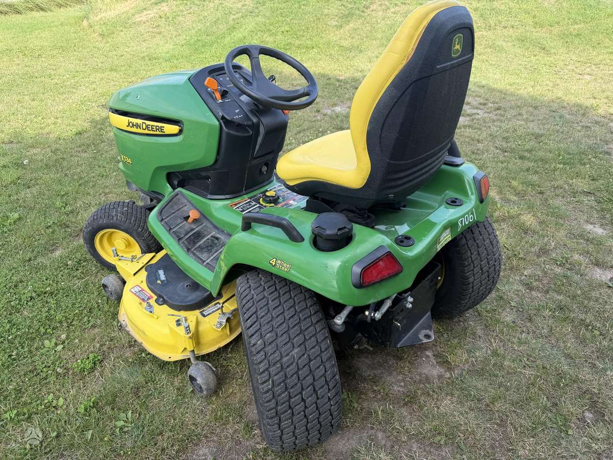 John Deere X534, sodo traktoriai