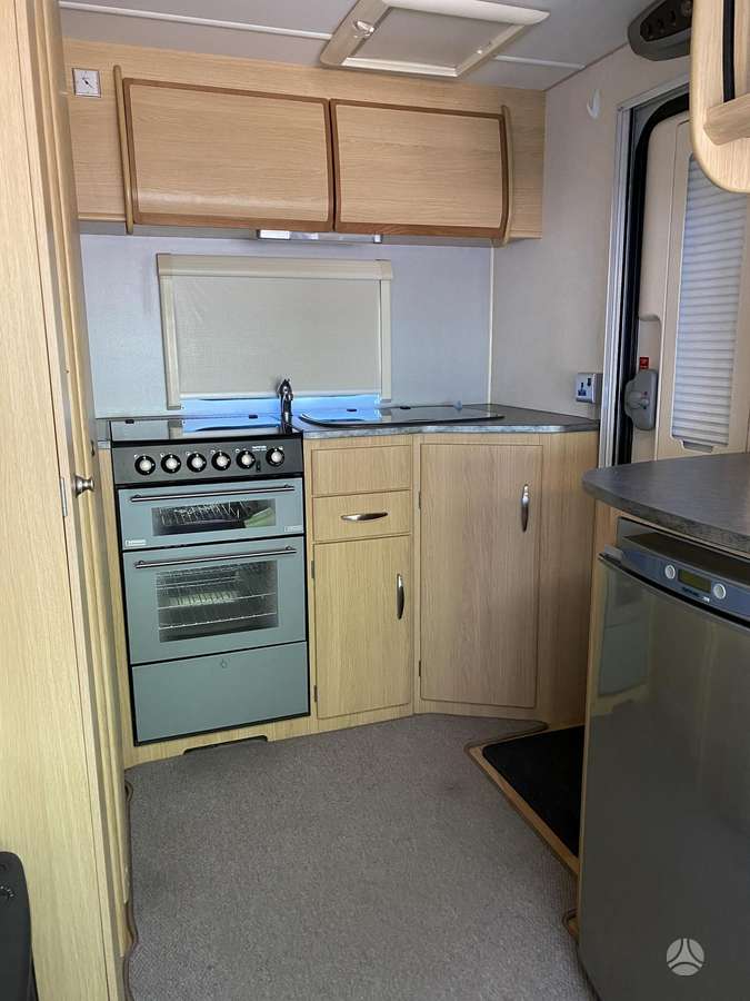 Coachmen Amara, kemperis