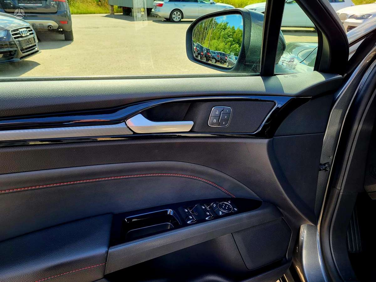 Ford Mondeo, 2.0 l., hatchback