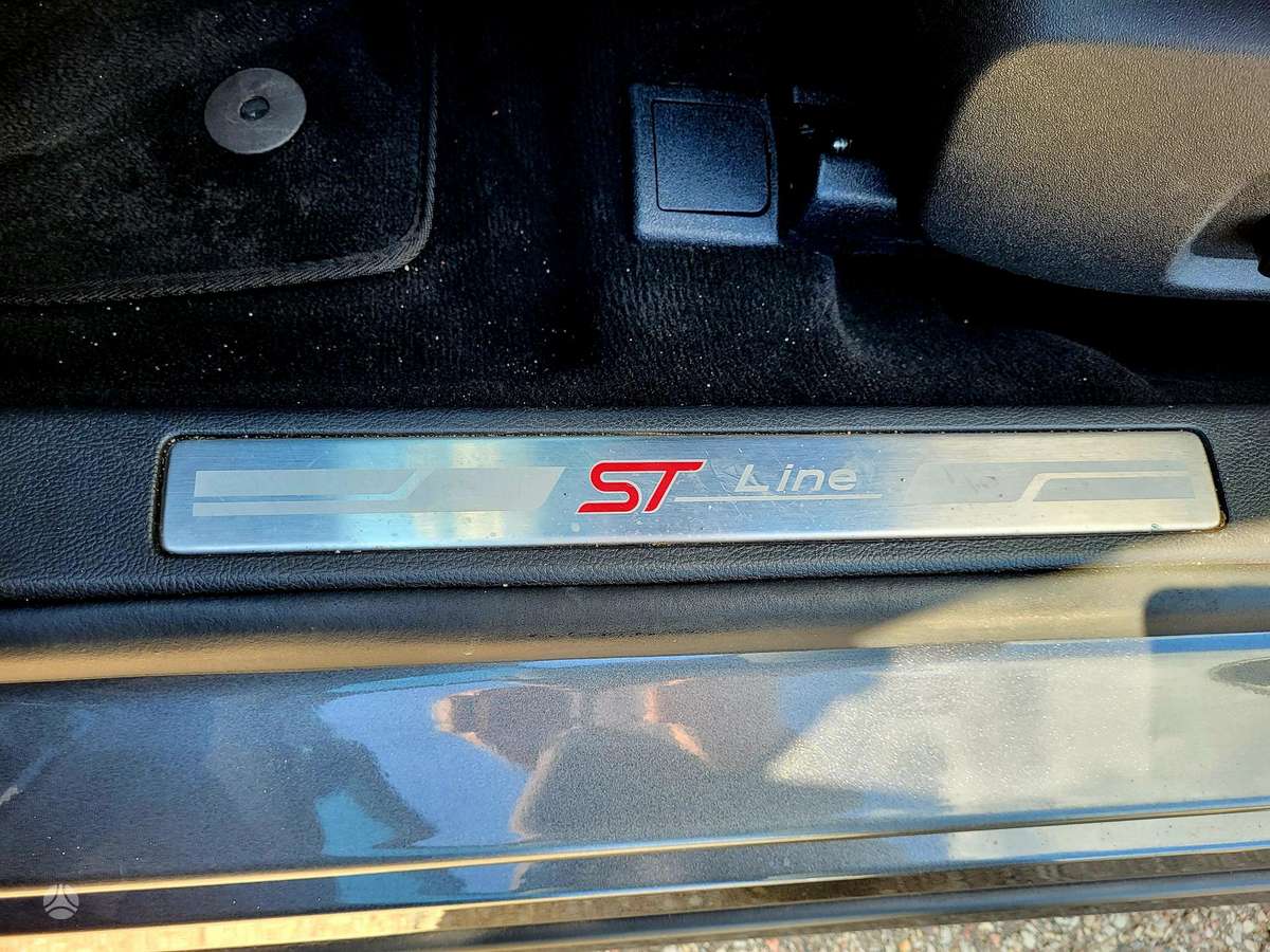 Ford Mondeo, 2.0 l., hatchback