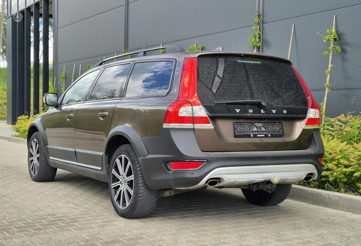 Volvo XC70, 2.0 l., Универсал