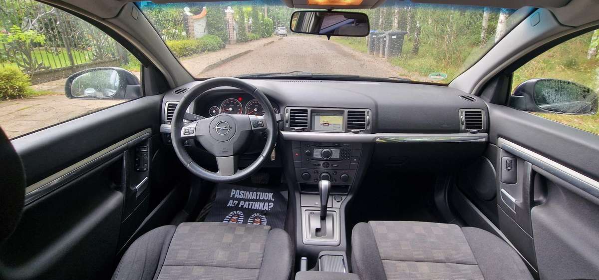 Opel Vectra, 2.2 l., hatchback